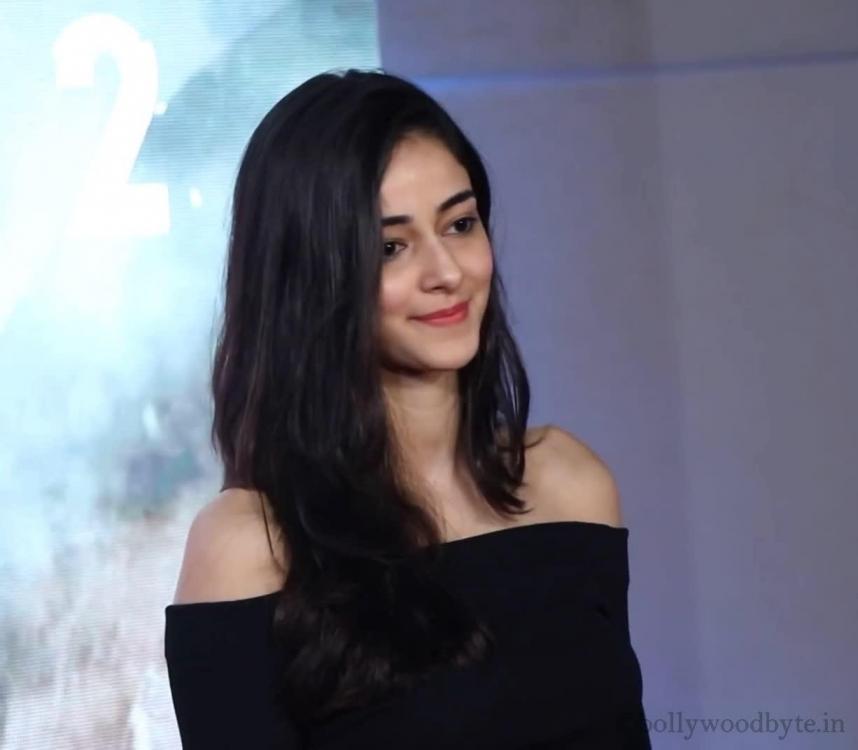 ananya-pandey-8.jpg